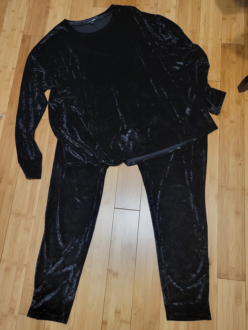 Fashion Nova Black Crushed Velvet 2-Piece Set Size 3X